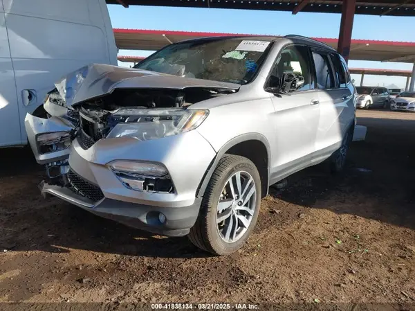 5FNYF6H0XHB055674 2017 HONDA PILOT - Image 2