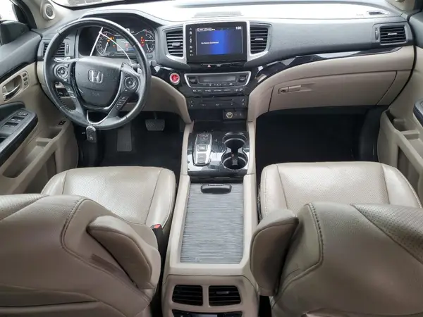 5FNYF6H0XHB057506 2017 HONDA PILOT - Image 8
