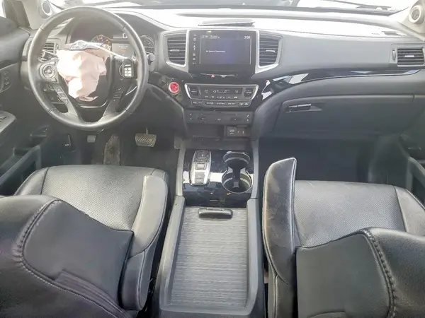5FNYF6H0XHB064049 2017 HONDA PILOT - Image 8