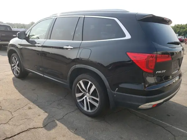 5FNYF6H0XHB066268 2017 HONDA PILOT - Image 2