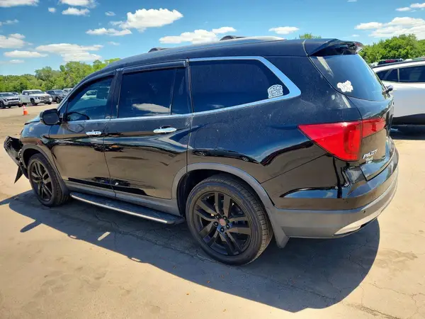 5FNYF6H0XHB068375 2017 HONDA PILOT - Image 2