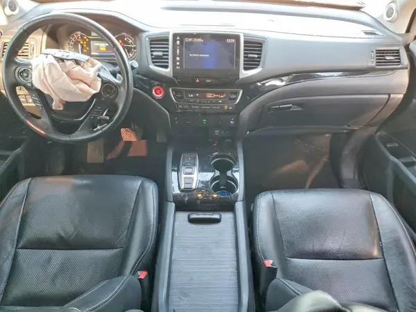 5FNYF6H0XHB086293 2017 HONDA PILOT - Image 8