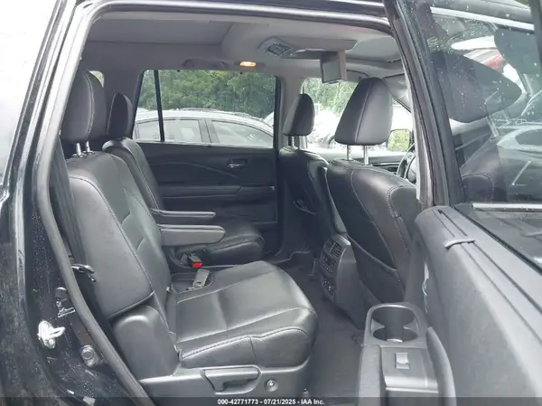 5FNYF6H0XHB086343 2017 HONDA PILOT - Image 8