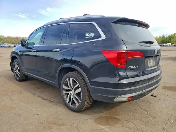 5FNYF6H0XHB089033 2017 HONDA PILOT - Image 2