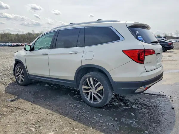 5FNYF6H0XHB090859 2017 HONDA PILOT - Image 2