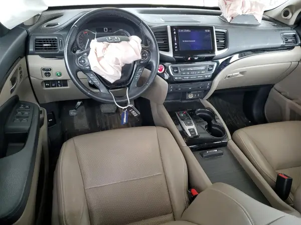 5FNYF6H0XHB096063 2017 HONDA PILOT - Image 8
