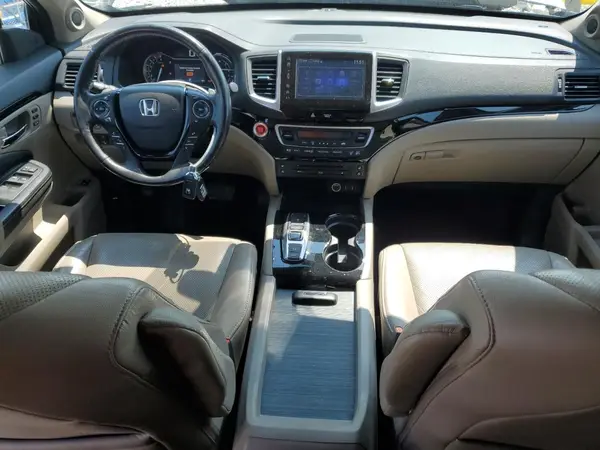 5FNYF6H0XHB097441 2017 HONDA PILOT - Image 8