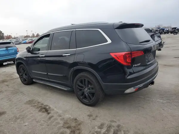 5FNYF6H0XJB000955 2018 HONDA PILOT - Image 2