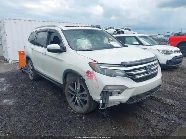 5FNYF6H0XJB005458 2018 HONDA PILOT - Image 1