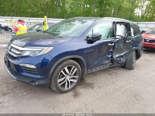 5FNYF6H0XJB023233 2018 HONDA PILOT - Image 2