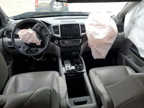 5FNYF6H0XJB024480 2018 HONDA PILOT - Image 8