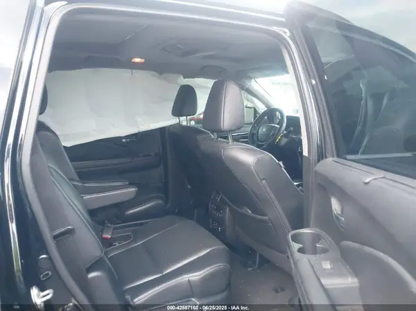 5FNYF6H0XJB046706 2018 HONDA PILOT - Image 8