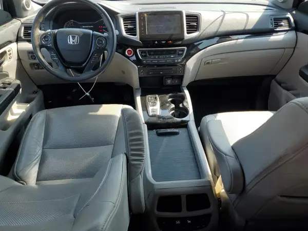 5FNYF6H0XJB055566 2018 HONDA PILOT - Image 8