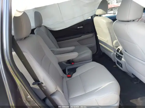5FNYF6H0XKB014761 2019 HONDA PILOT - Image 8