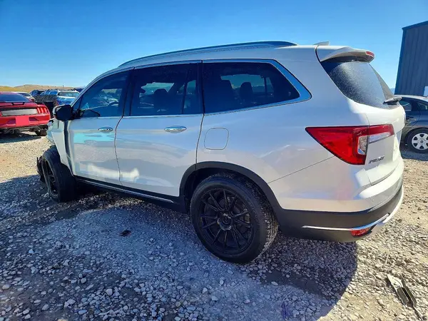 5FNYF6H0XKB049493 2019 HONDA PILOT - Image 2