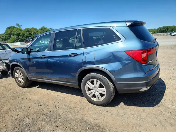 5FNYF6H10HB030579 2017 HONDA PILOT - Image 2