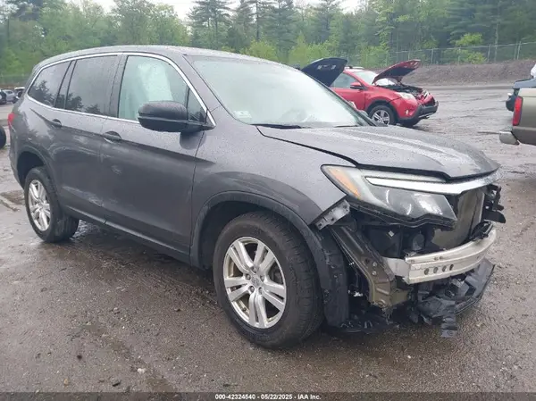 5FNYF6H10HB083749 2017 HONDA PILOT - Image 1