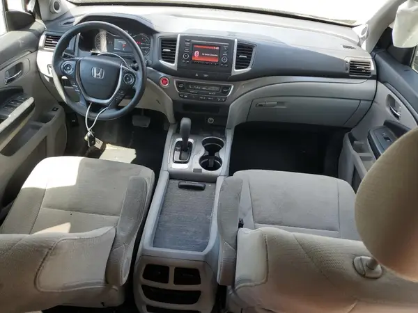 5FNYF6H10JB073146 2018 HONDA PILOT - Image 8