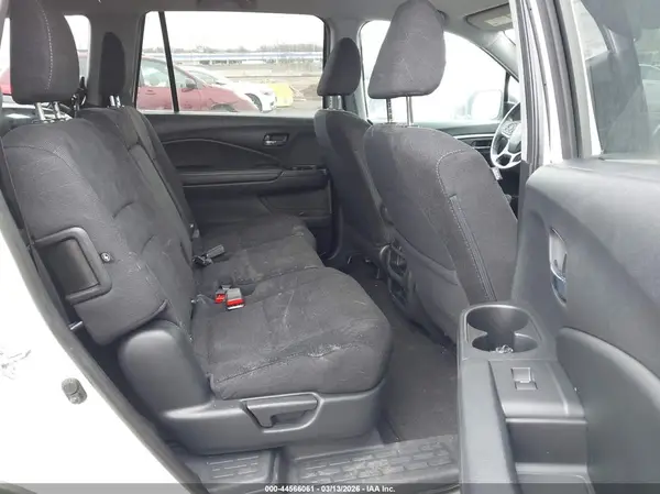 5FNYF6H10KB053173 2019 HONDA PILOT - Image 8
