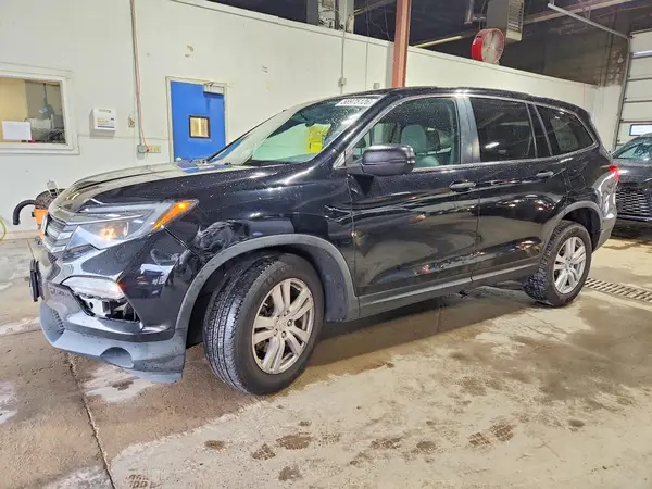 5FNYF6H11GB095228 2016 HONDA PILOT - Image 1