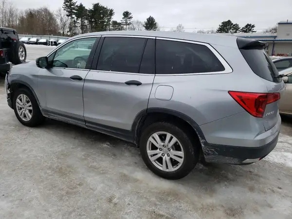 5FNYF6H11HB083694 2017 HONDA PILOT - Image 2