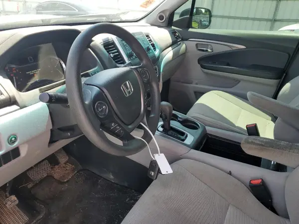 5FNYF6H11HB103913 2017 HONDA PILOT - Image 8