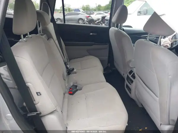 5FNYF6H11JB021508 2018 HONDA PILOT - Image 8
