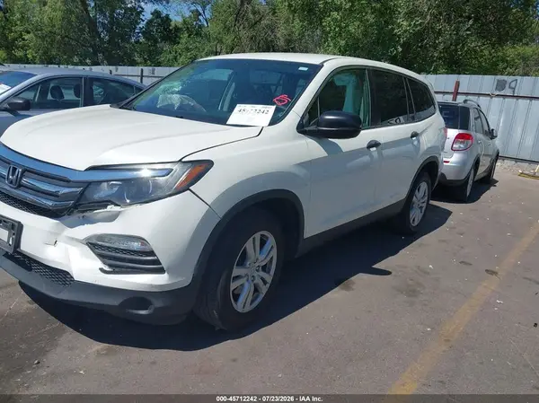 5FNYF6H11JB043055 2018 HONDA PILOT - Image 2