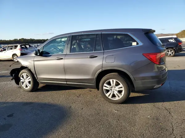 5FNYF6H11JB044139 2018 HONDA PILOT - Image 2