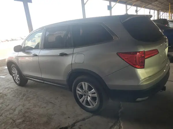 5FNYF6H11JB047932 2018 HONDA PILOT - Image 2