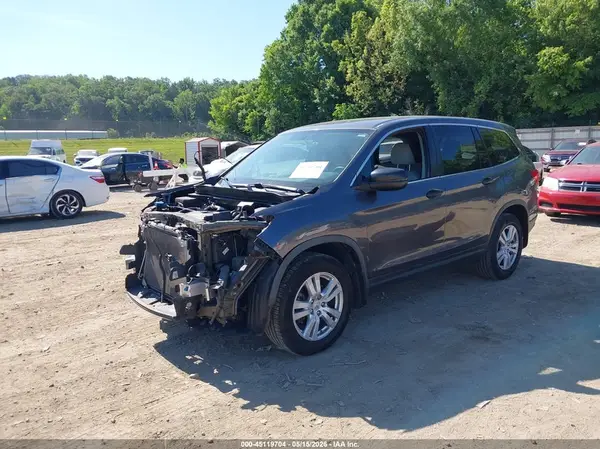 5FNYF6H12HB039512 2017 HONDA PILOT - Image 2