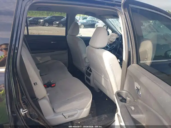 5FNYF6H12HB041664 2017 HONDA PILOT - Image 8
