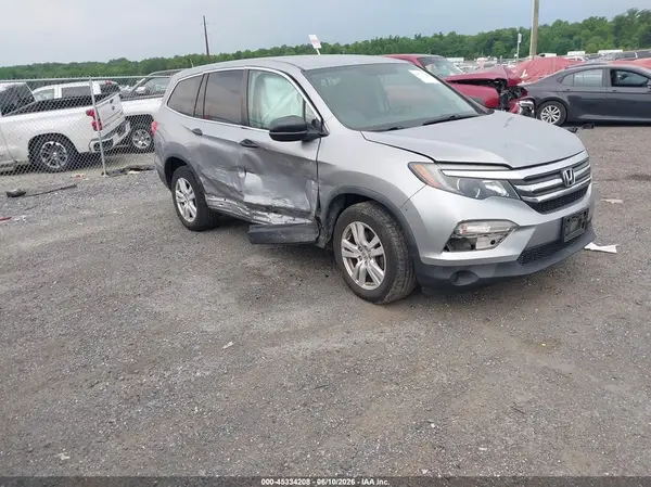 5FNYF6H12HB056214 2017 HONDA PILOT - Image 1