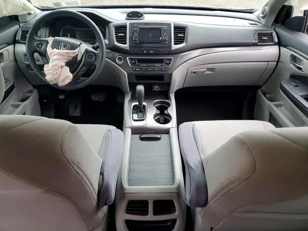 5FNYF6H12HB066726 2017 HONDA PILOT - Image 8