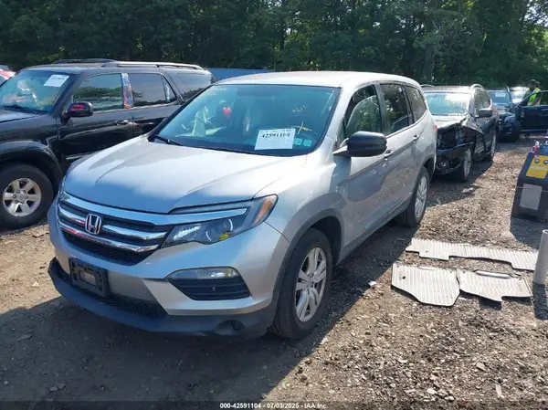 5FNYF6H12JB034610 2018 HONDA PILOT - Image 2