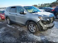 5FNYF6H12JB064996 2018 HONDA PILOT
