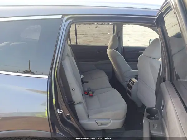 5FNYF6H12KB100039 2019 HONDA PILOT - Image 8