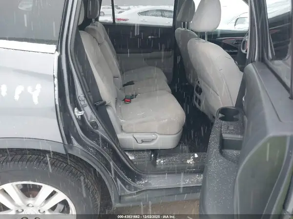 5FNYF6H13HB044671 2017 HONDA PILOT - Image 8