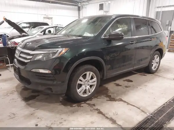 5FNYF6H13HB053905 2017 HONDA PILOT - Image 2