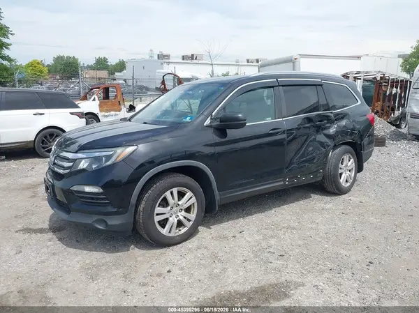 5FNYF6H13HB088458 2017 HONDA PILOT - Image 2