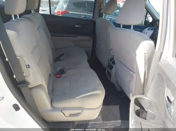5FNYF6H13HB088492 2017 HONDA PILOT - Image 8
