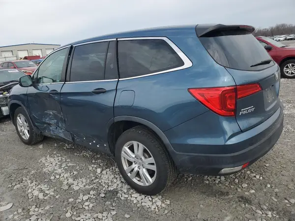 5FNYF6H13JB070760 2018 HONDA PILOT - Image 2