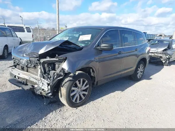 5FNYF6H13KB021883 2019 HONDA PILOT - Image 2