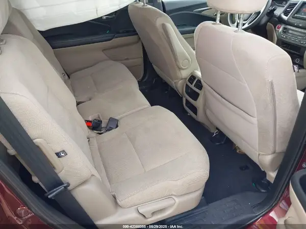 5FNYF6H14JB004363 2018 HONDA PILOT - Image 8