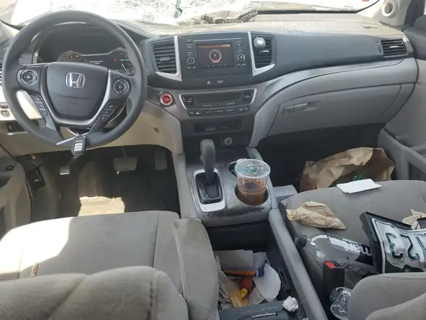 5FNYF6H14JB031076 2018 HONDA PILOT - Image 8