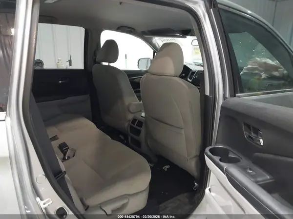 5FNYF6H14KB075841 2019 HONDA PILOT - Image 8