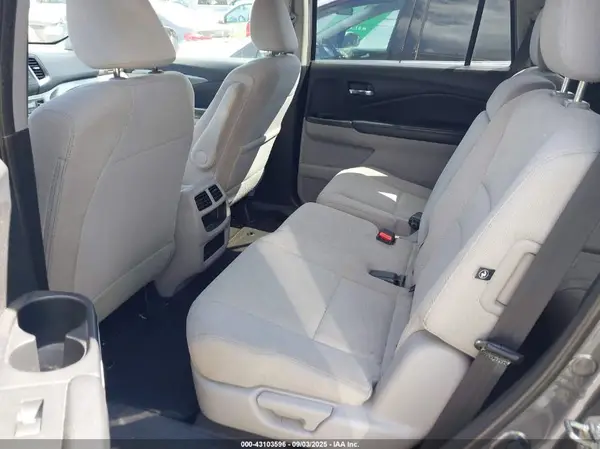 5FNYF6H15HB016838 2017 HONDA PILOT - Image 8