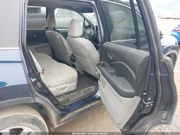 5FNYF6H15JB056830 2018 HONDA PILOT - Image 8