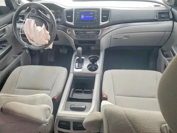 5FNYF6H15JB067214 2018 HONDA PILOT - Image 8