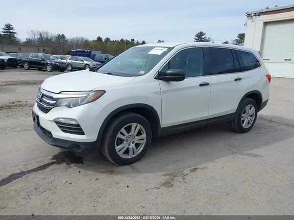 5FNYF6H15JB073112 2018 HONDA PILOT - Image 2